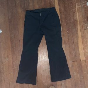Black Northface fitted ski pants size medium short